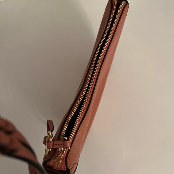 Michael Kors Crossbody bag - Picture 10 of 13